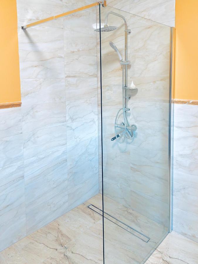 Dom Nad Jeziorem Holiday home Chomiaza Szlachecka